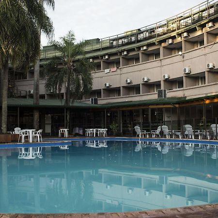 Hotel El Libertador Пуерто Игуасу Екстериор снимка