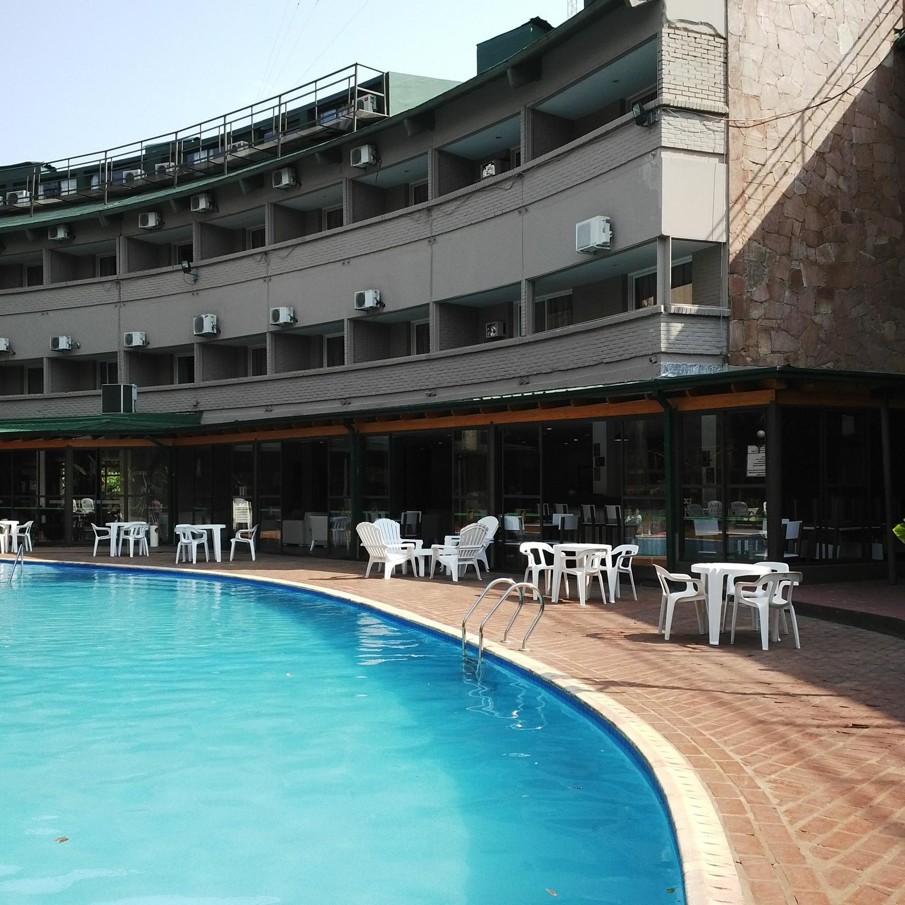 Hotel El Libertador Пуерто Игуасу Екстериор снимка