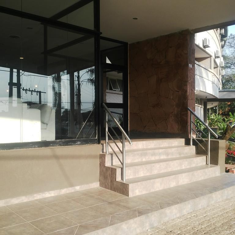 Hotel El Libertador Пуерто Игуасу Екстериор снимка