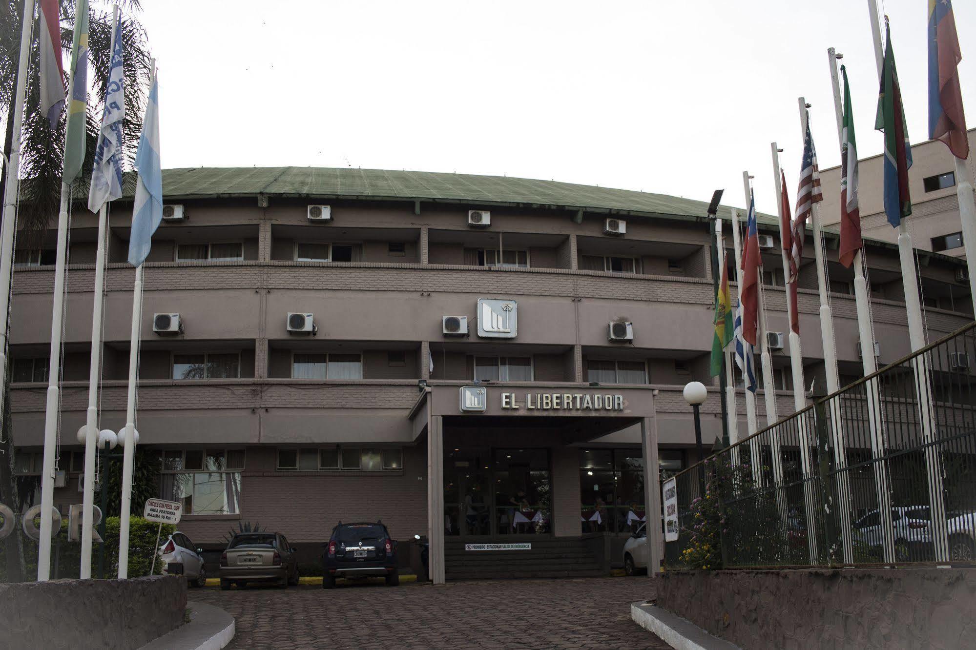 Hotel El Libertador Пуерто Игуасу Екстериор снимка