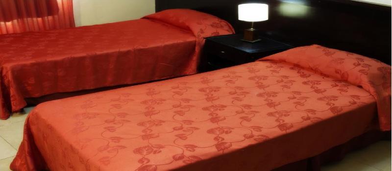 Hotel El Libertador Пуерто Игуасу Екстериор снимка